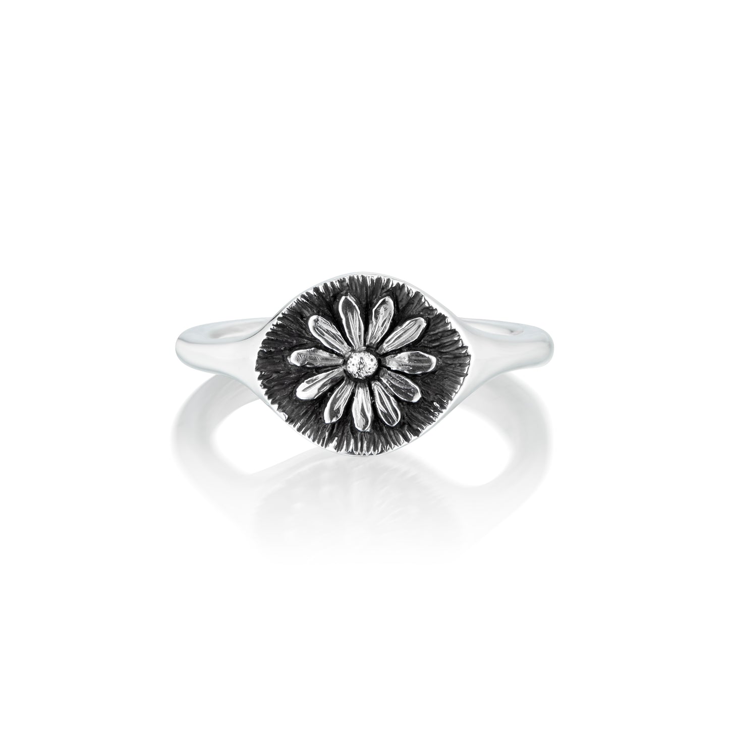 Daisy Ring with Texture