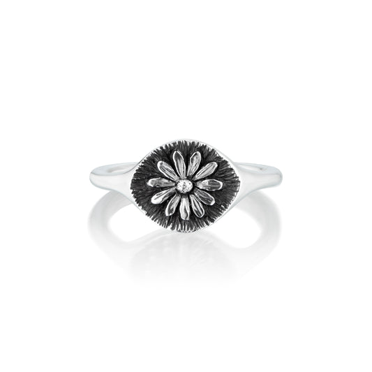 Daisy Ring with Texture