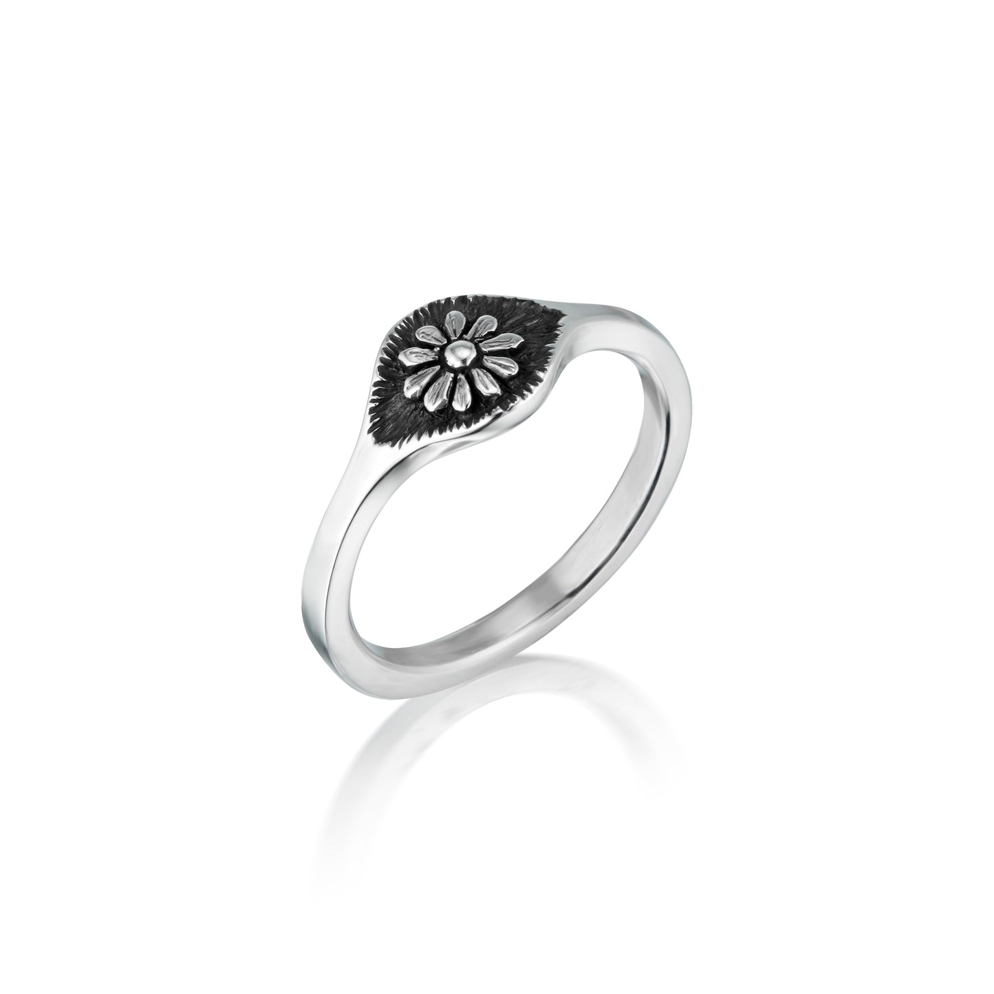 Daisy Ring with Texture